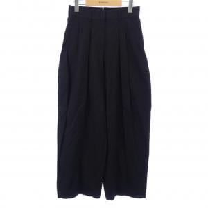 SOUTIENCOLLAR パンツ