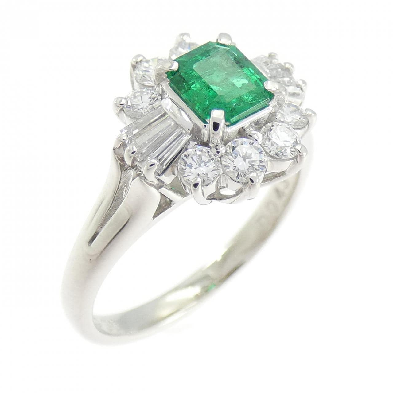 MIKIMOTO Emerald Ring 0.38ct
