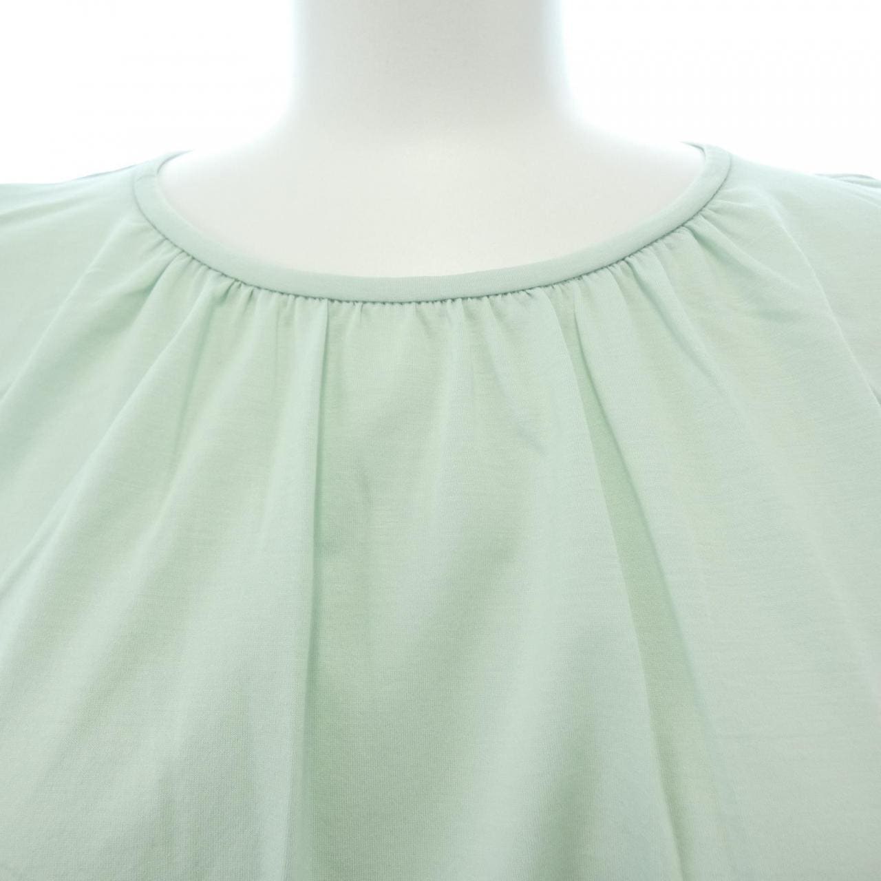 ハナエモリ HANAE MORI トップス