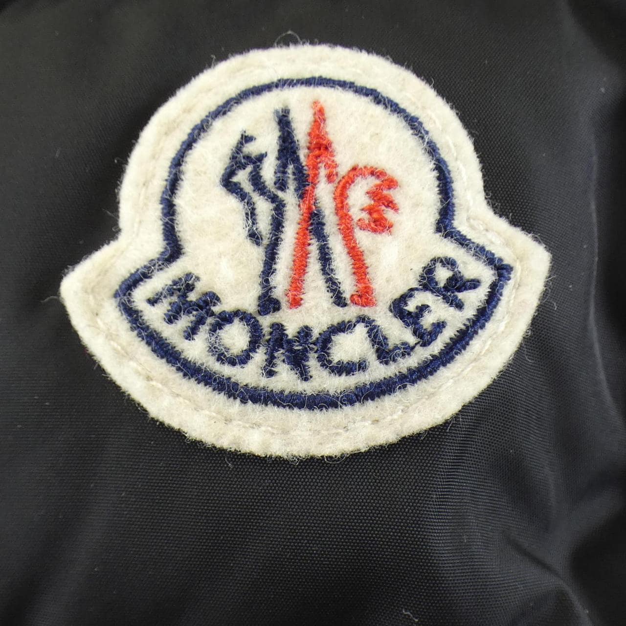 モンクレール MONCLER AMIOT ダウンジャケット