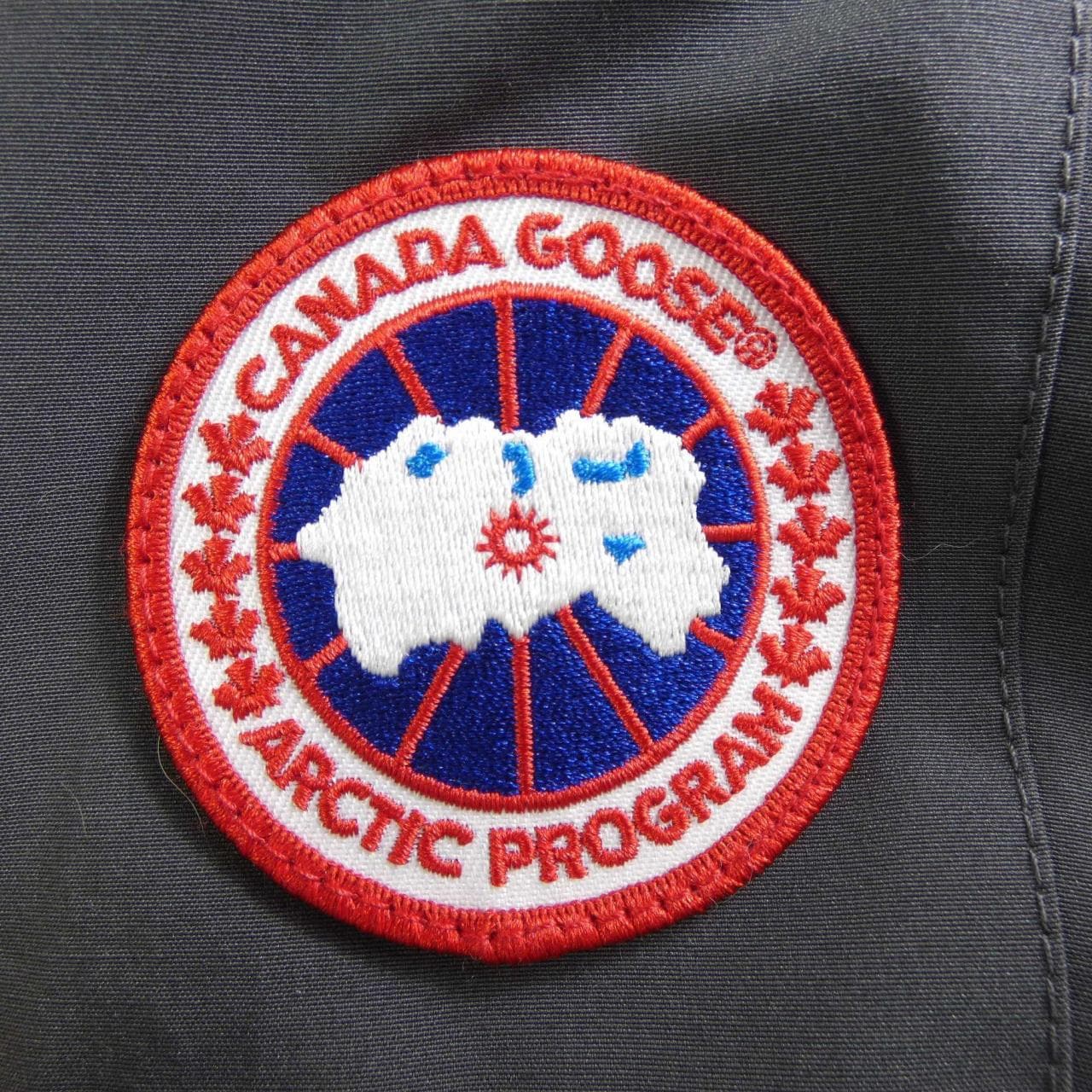 カナダグース CANADA GOOSE ダウンコート