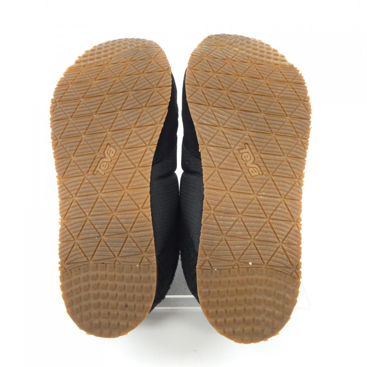テバ TEVA スニーカー