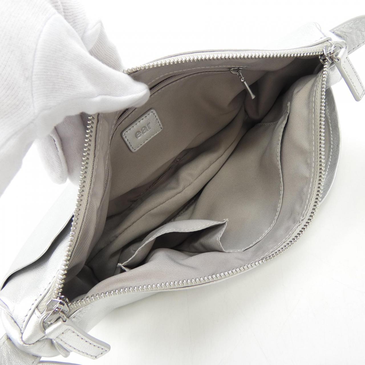 イアパピヨネ ear PAPILLONNER BAG