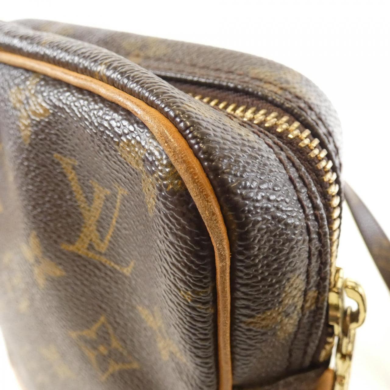 LOUIS VUITTON Monogram Danube M45266 单肩包