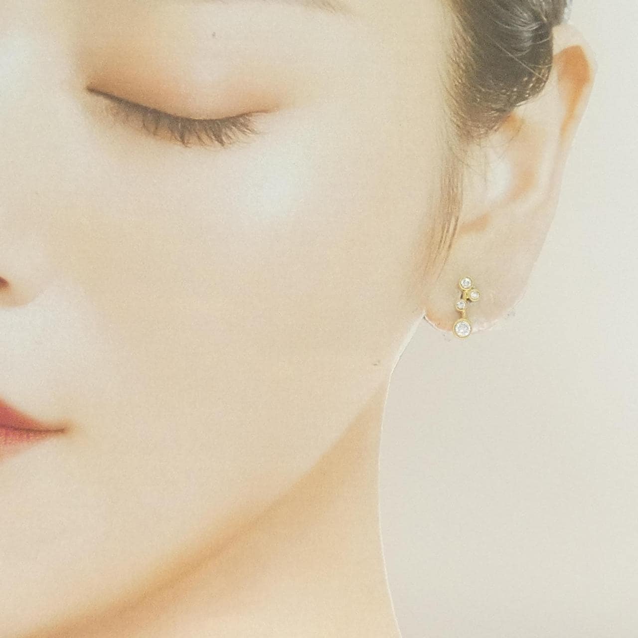 K18YG ダイヤモンド ピアス 0.84CT