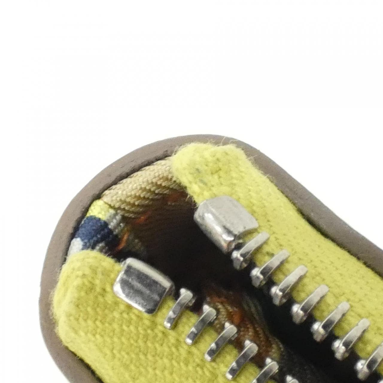 エルメス EN LIBERTE シルク イン コンパクト 084541CK 財布