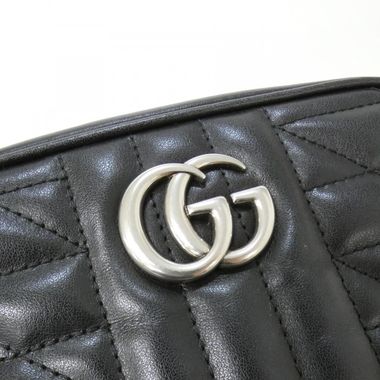 グッチ GG MARMONT 634936 UM8BN ショルダーバッグ