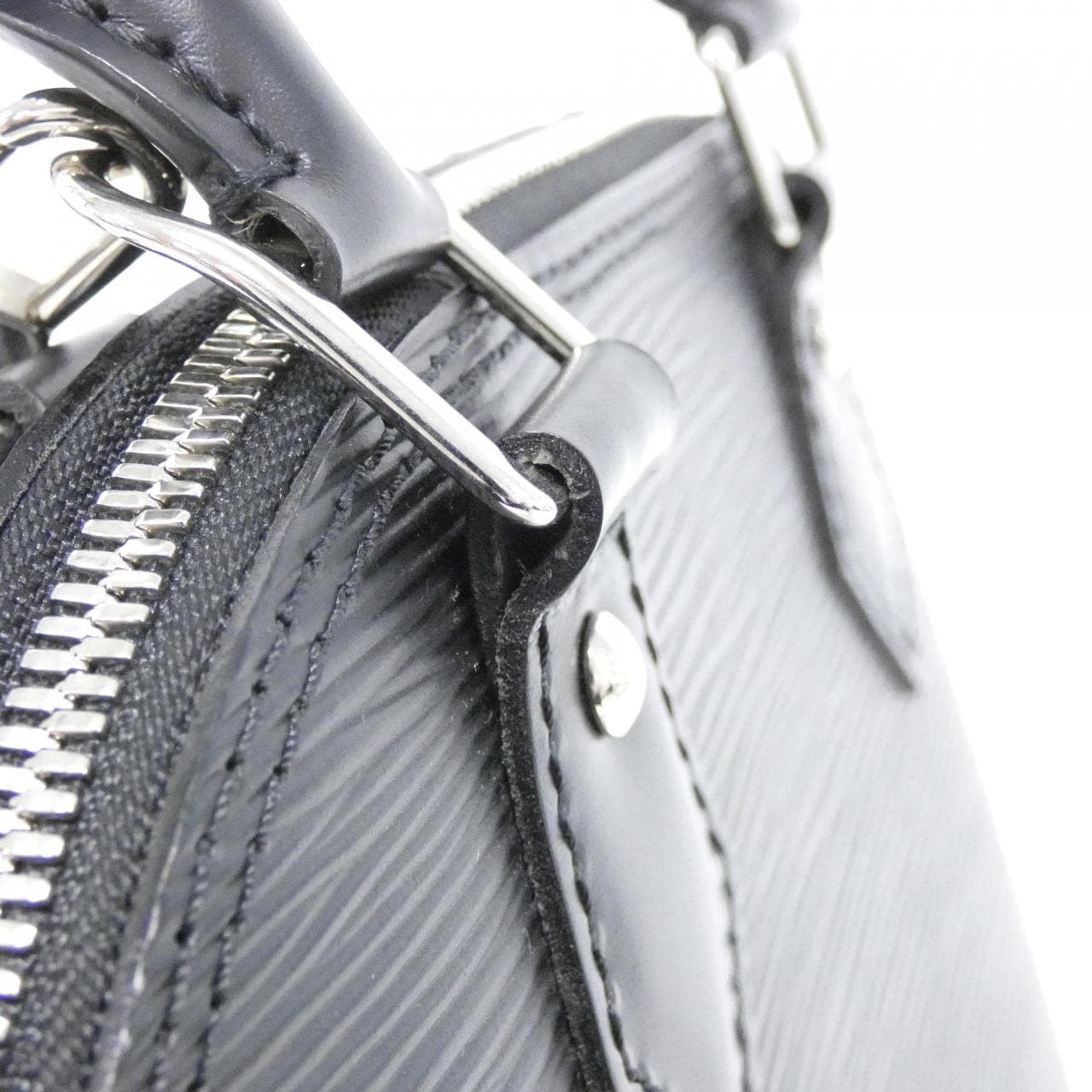 ルイヴィトン エピ アルマBB M40862 バッグ