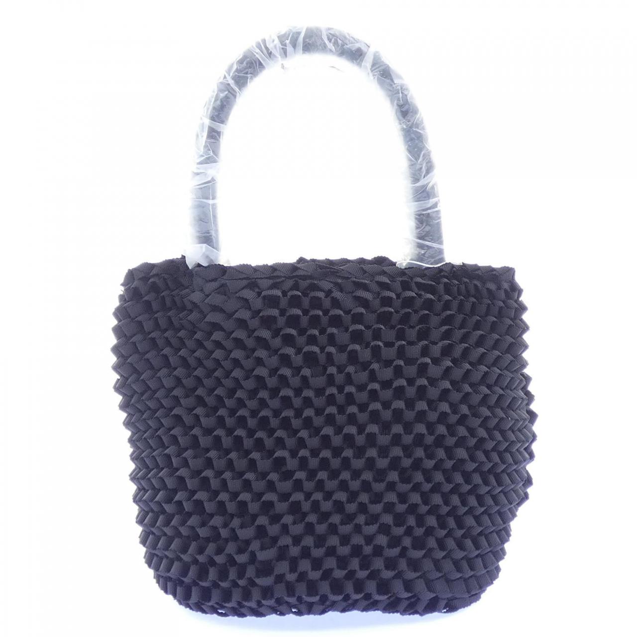 トゥービーシック TO BE CHIC BAG