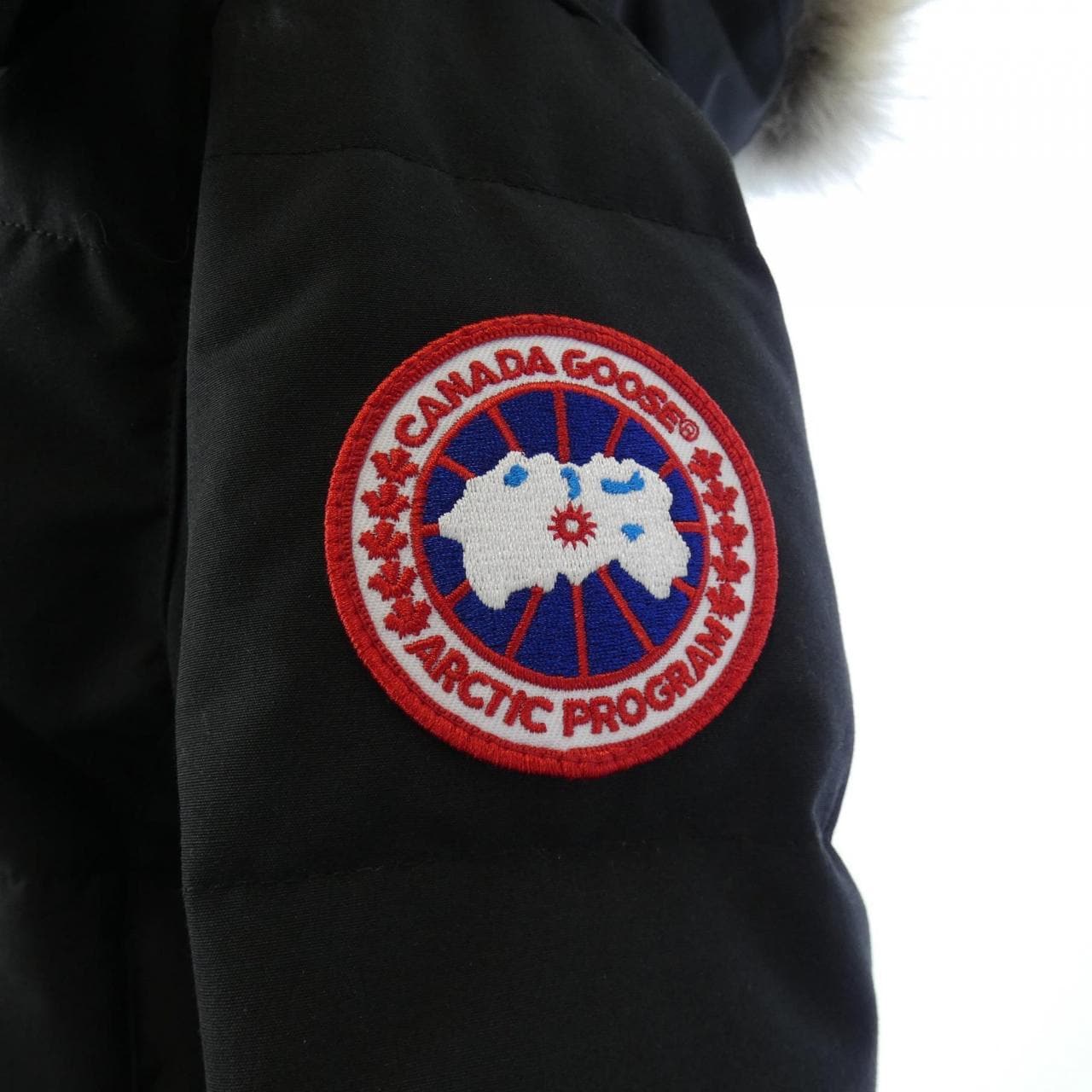 カナダグース CANADA GOOSE ダウンジャケット