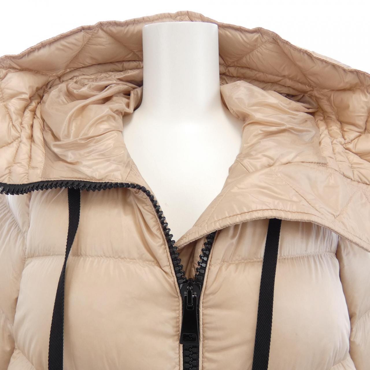 MONCLER MONCLER Down Coat