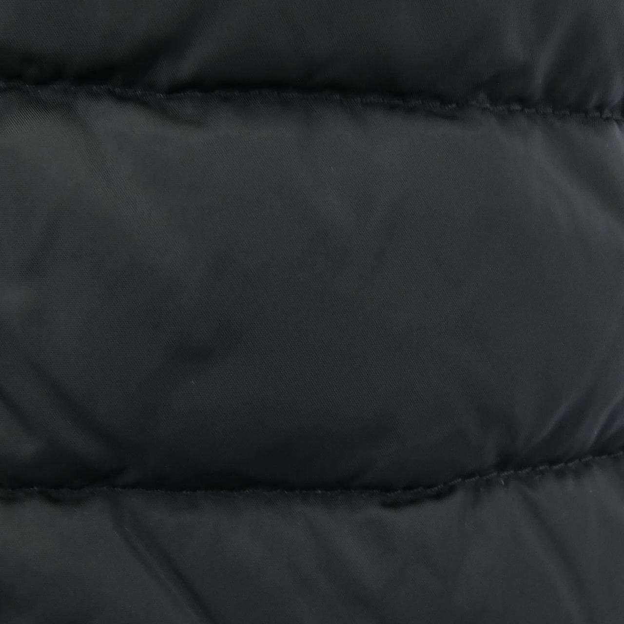モンクレール MONCLER ダウンジャケット