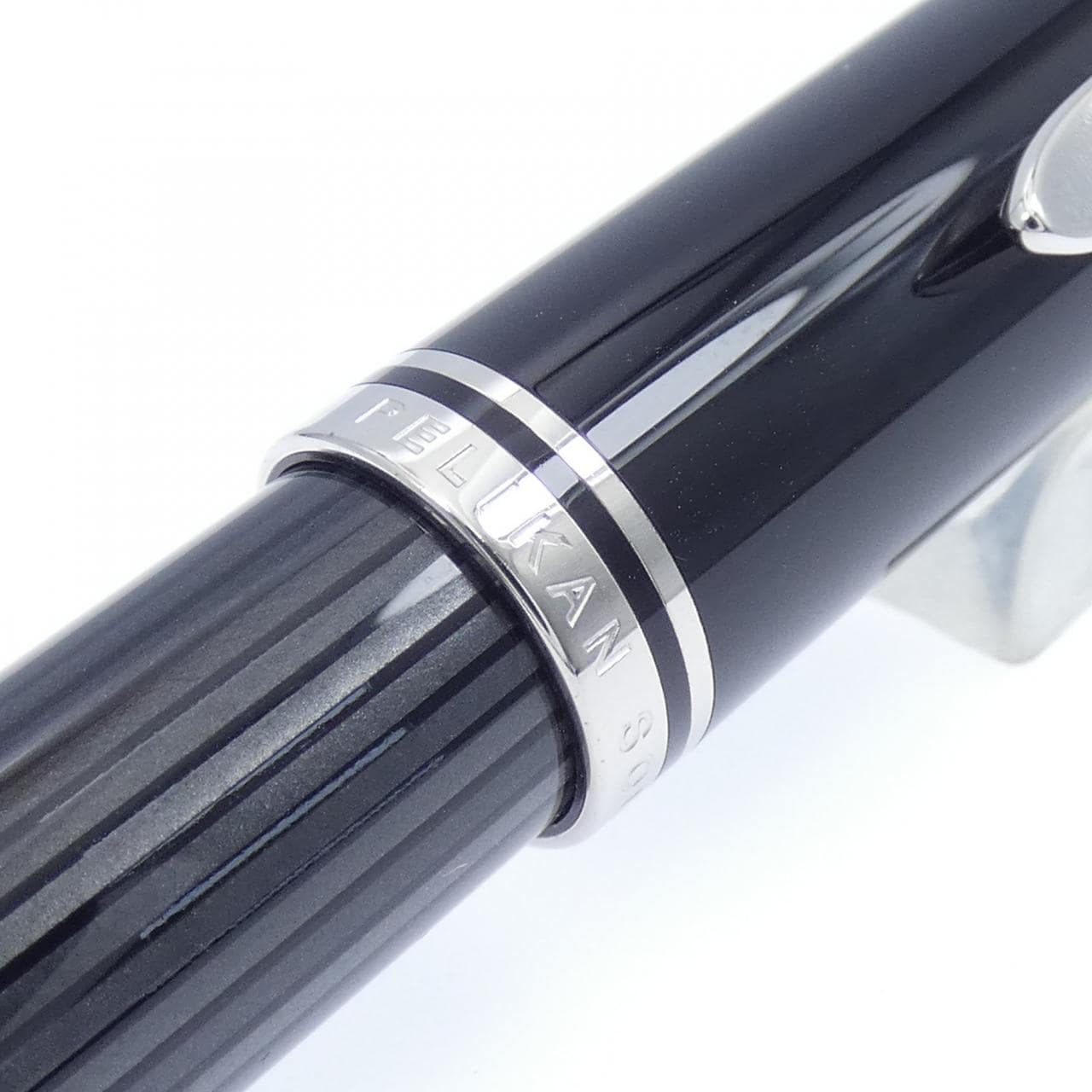 ペリカン スーベレーンM805ブラックストライプ 万年筆