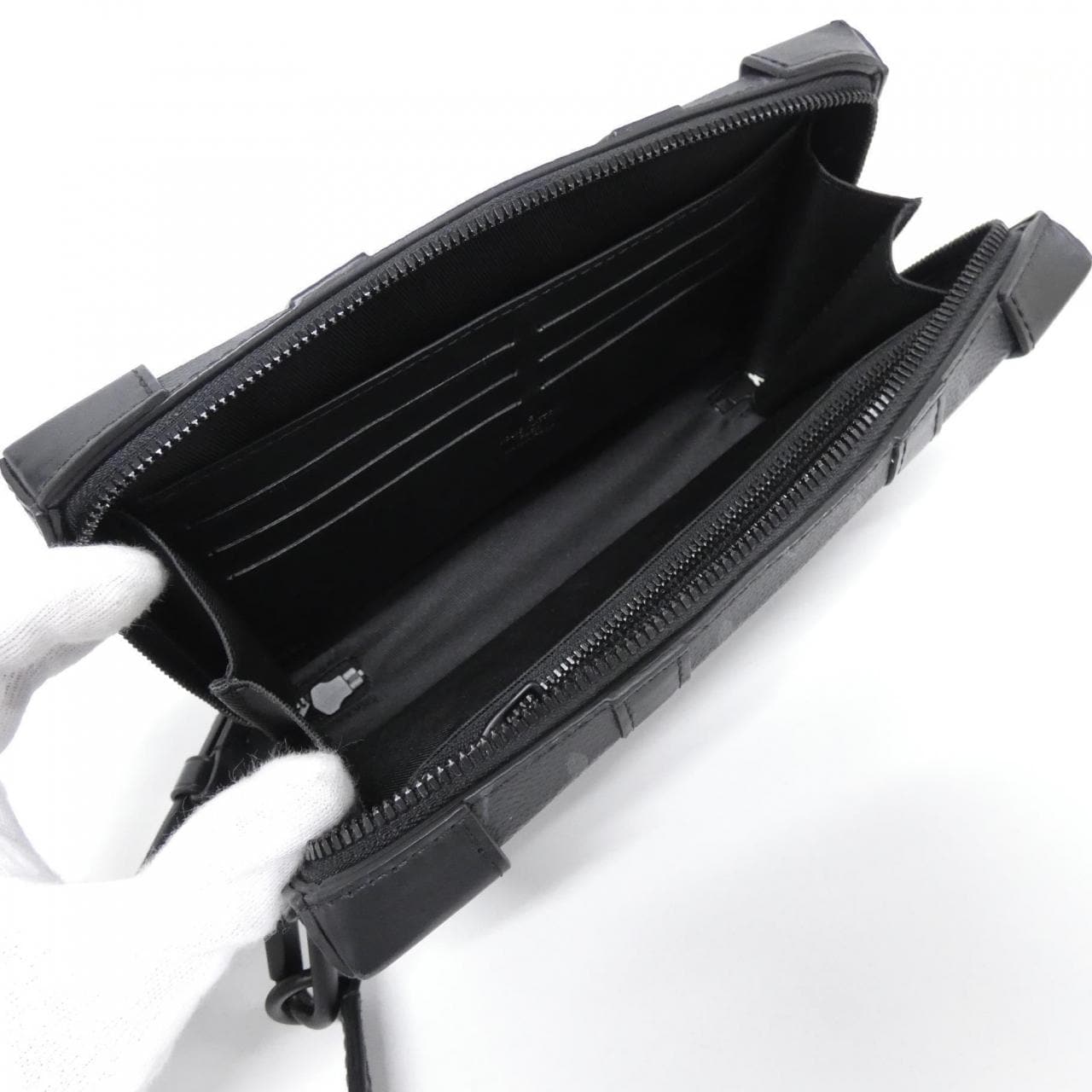 ルイヴィトン モノグラム エクリプス ソフトトランク ウォレット M69838 ショルダーバッグ