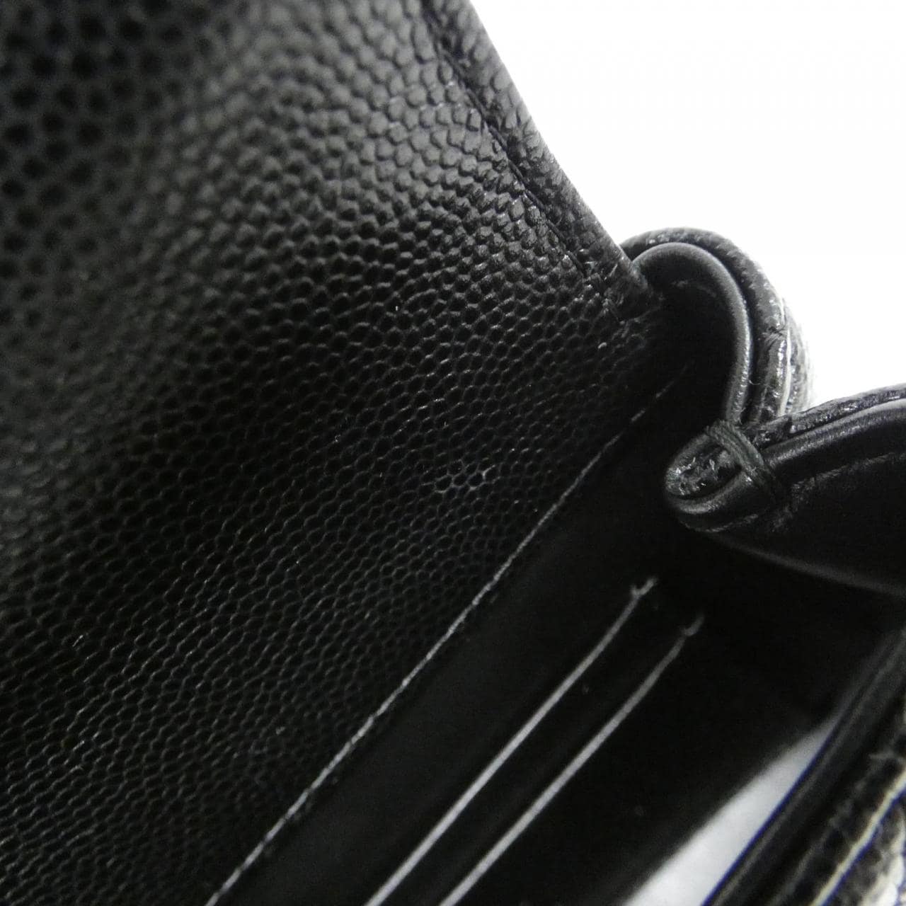 シャネル AP4244 チェーンクラッチ