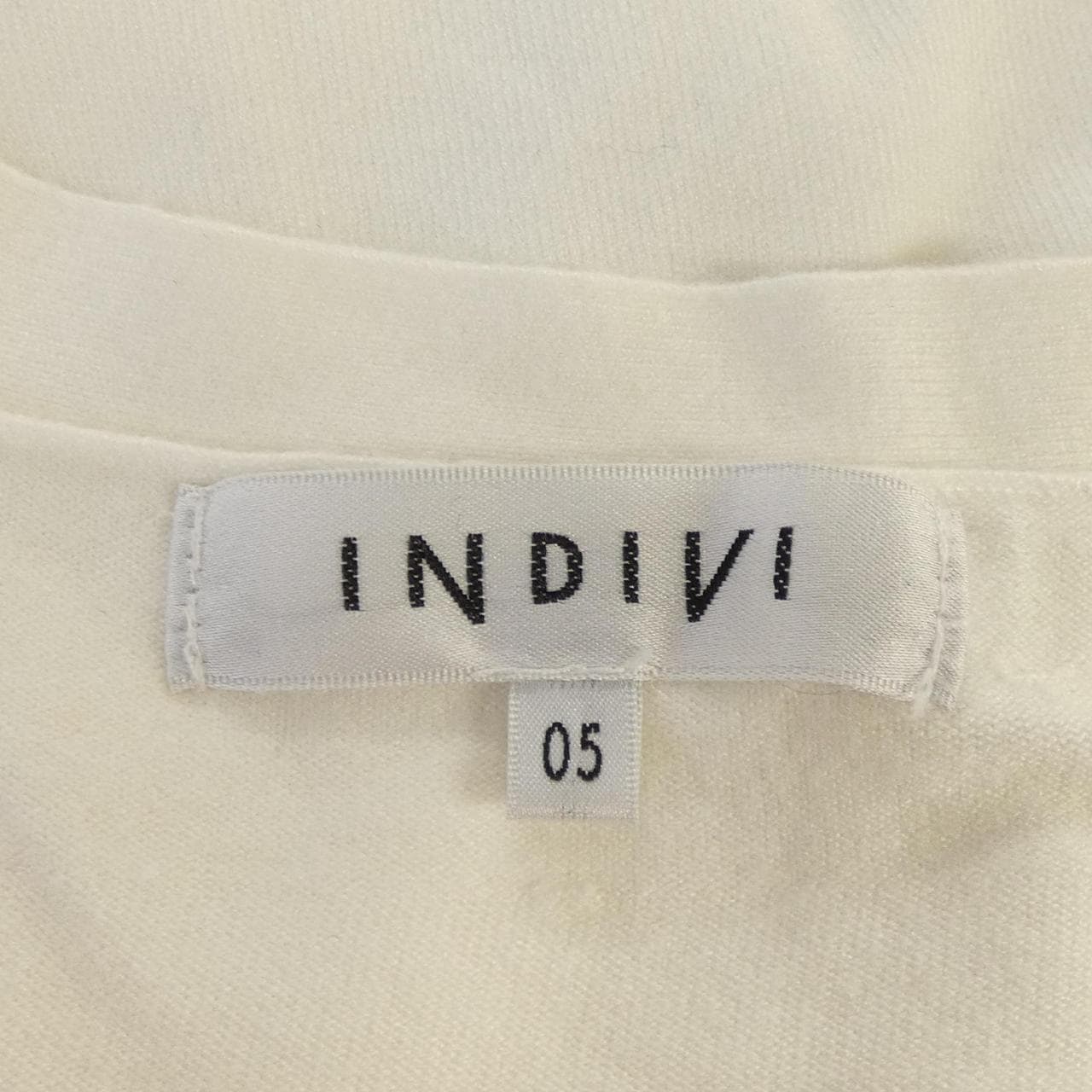 インディヴィ INDIVI トップス