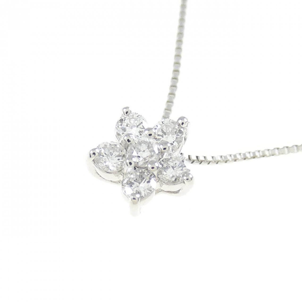 PT900/PT850 フラワー ダイヤモンド ネックレス 0.20CT