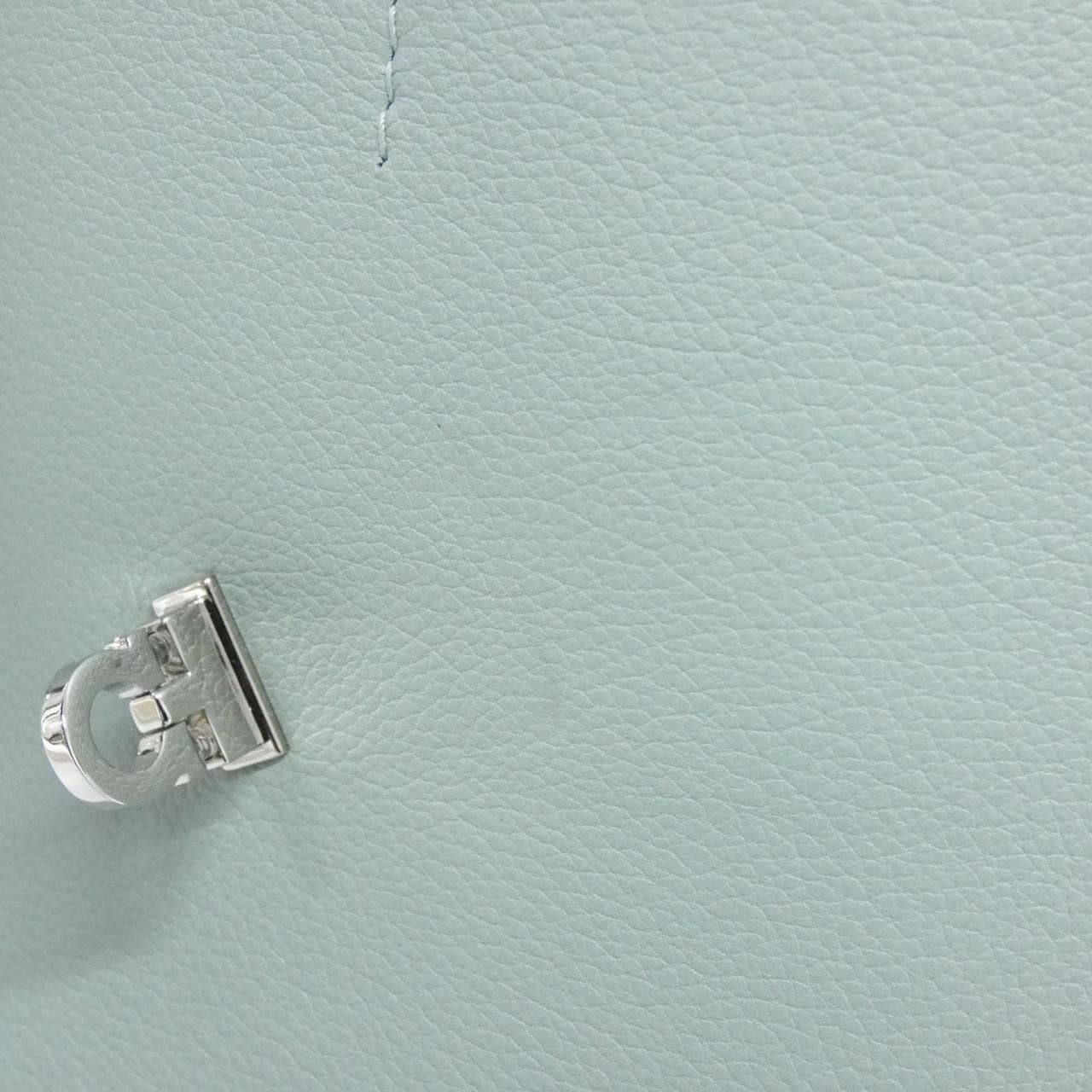 サルヴァトーレフェラガモ ハグ 21 5921 ハンドバッグ