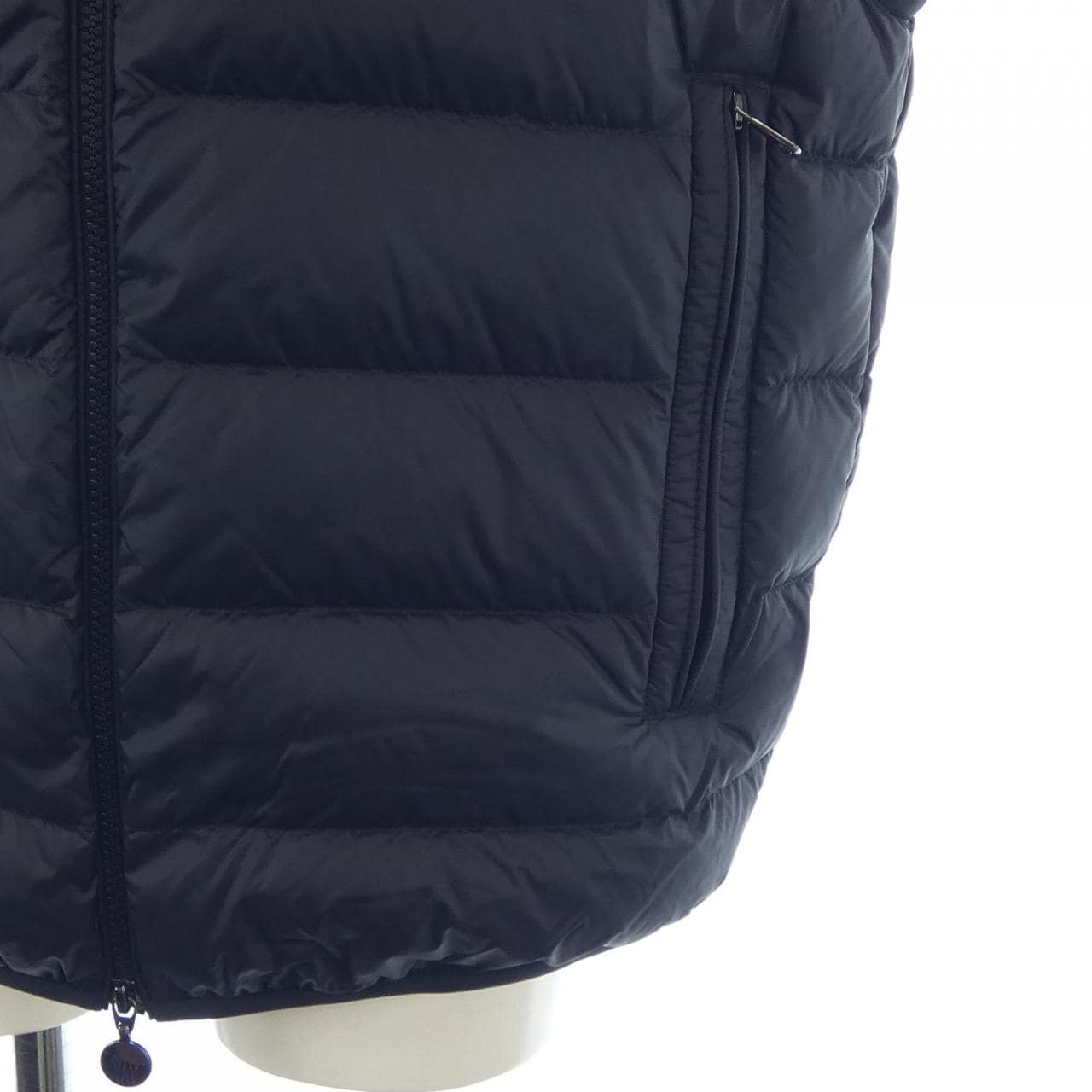 【新品】モンクレール MONCLER ROCOQUE ダウンベスト