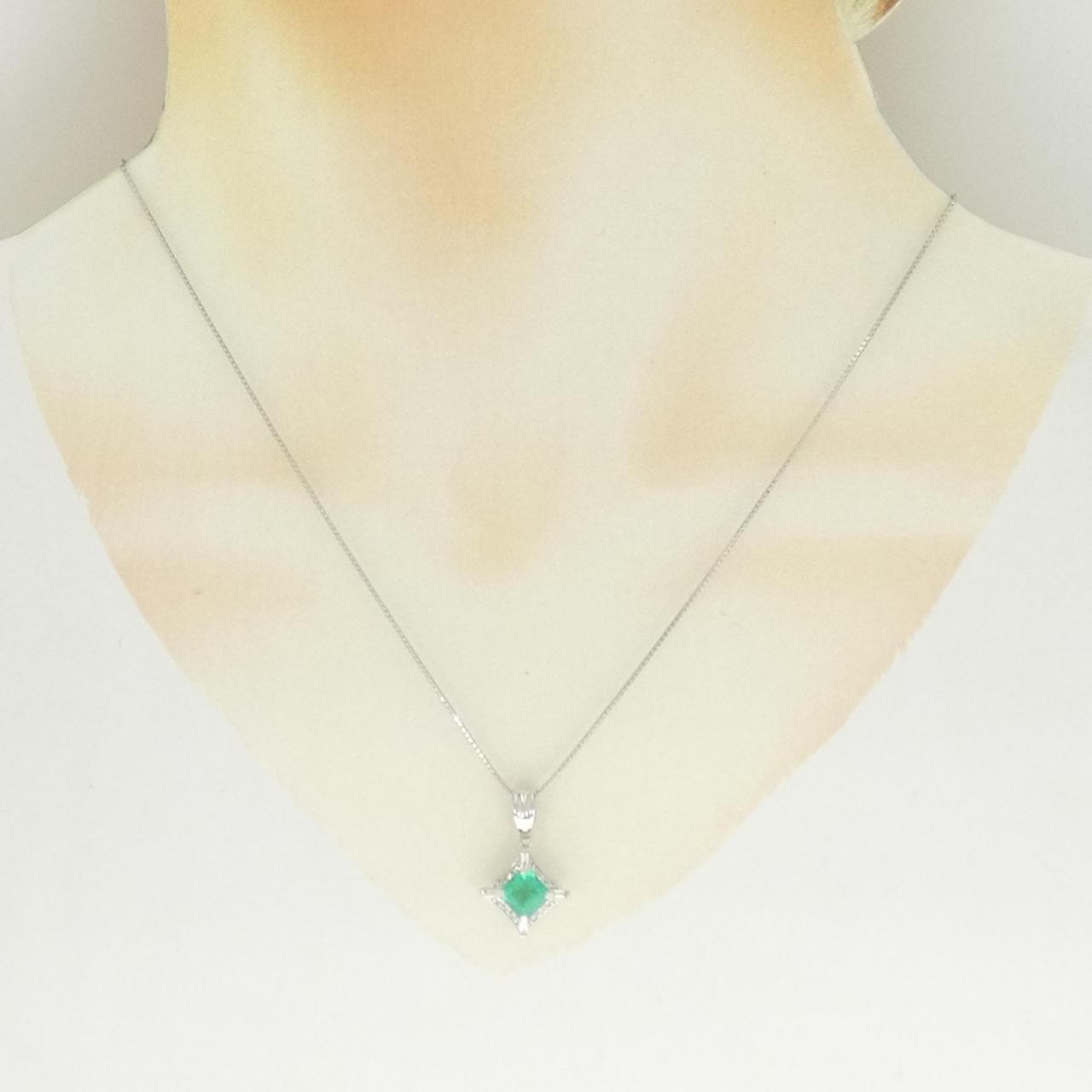 PT900/PT850 エメラルド ネックレス 1.01CT