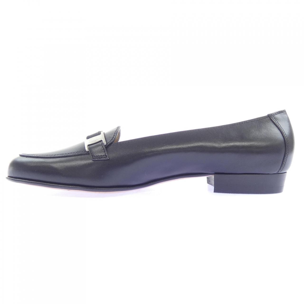 サルヴァトーレフェラガモ SALVATORE FERRAGAMO フラットシューズ
