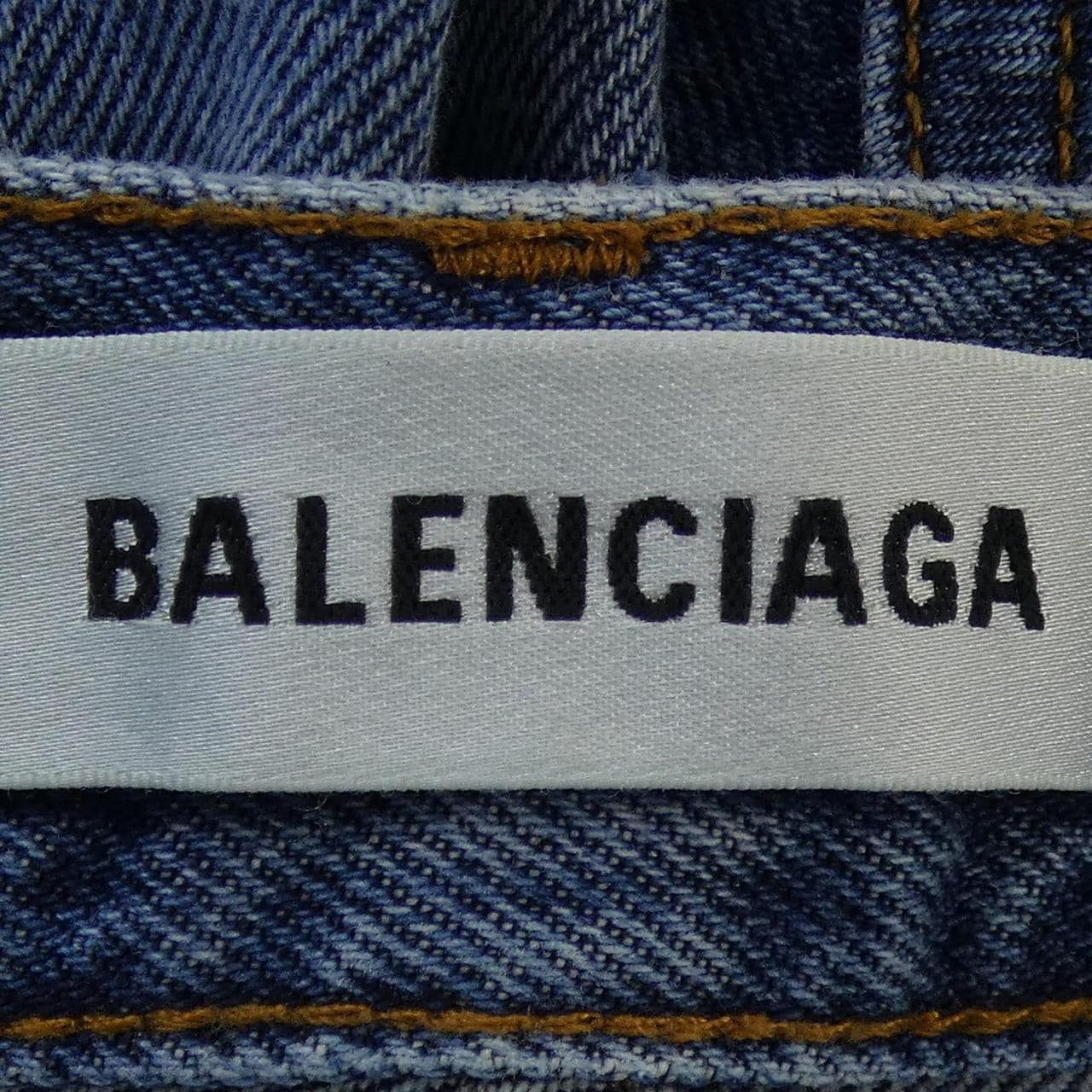 バレンシアガ BALENCIAGA 600235 TDW14 ジーンズ
