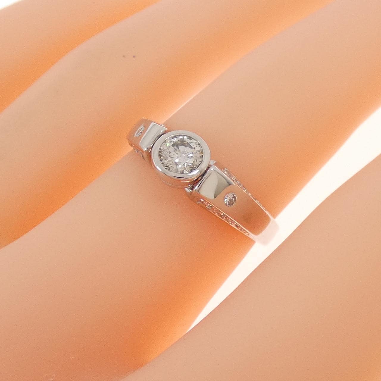 PT900 ダイヤモンド リング 0.31CT