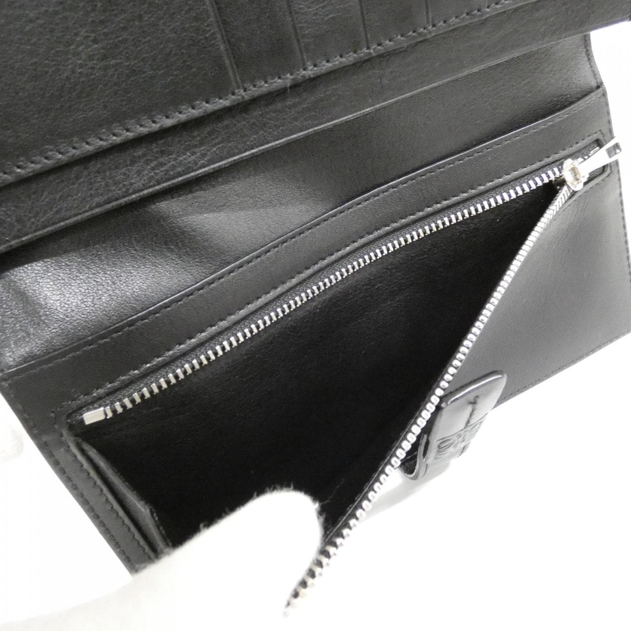 ロエベ 124 12 S40 財布