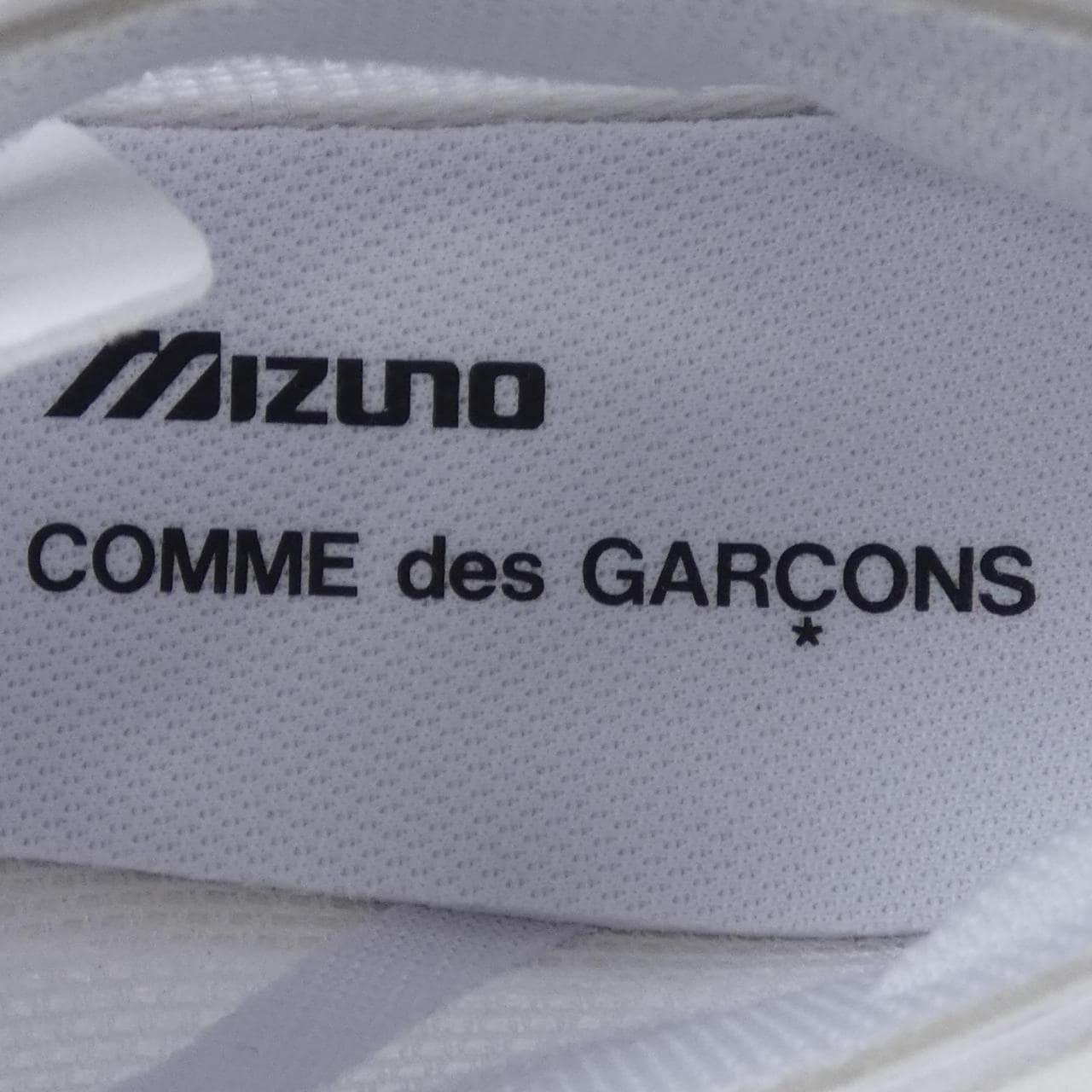 コムデギャルソン COMME des GARCONS MIZUNO スニーカー