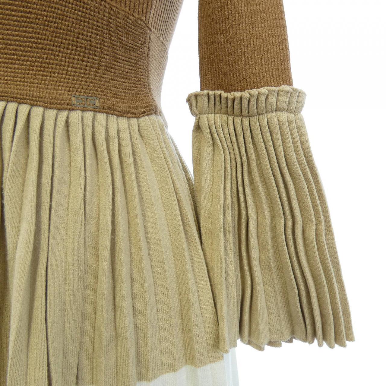 エリザベッタフランキ ELISABETTA FRANCHI ワンピース