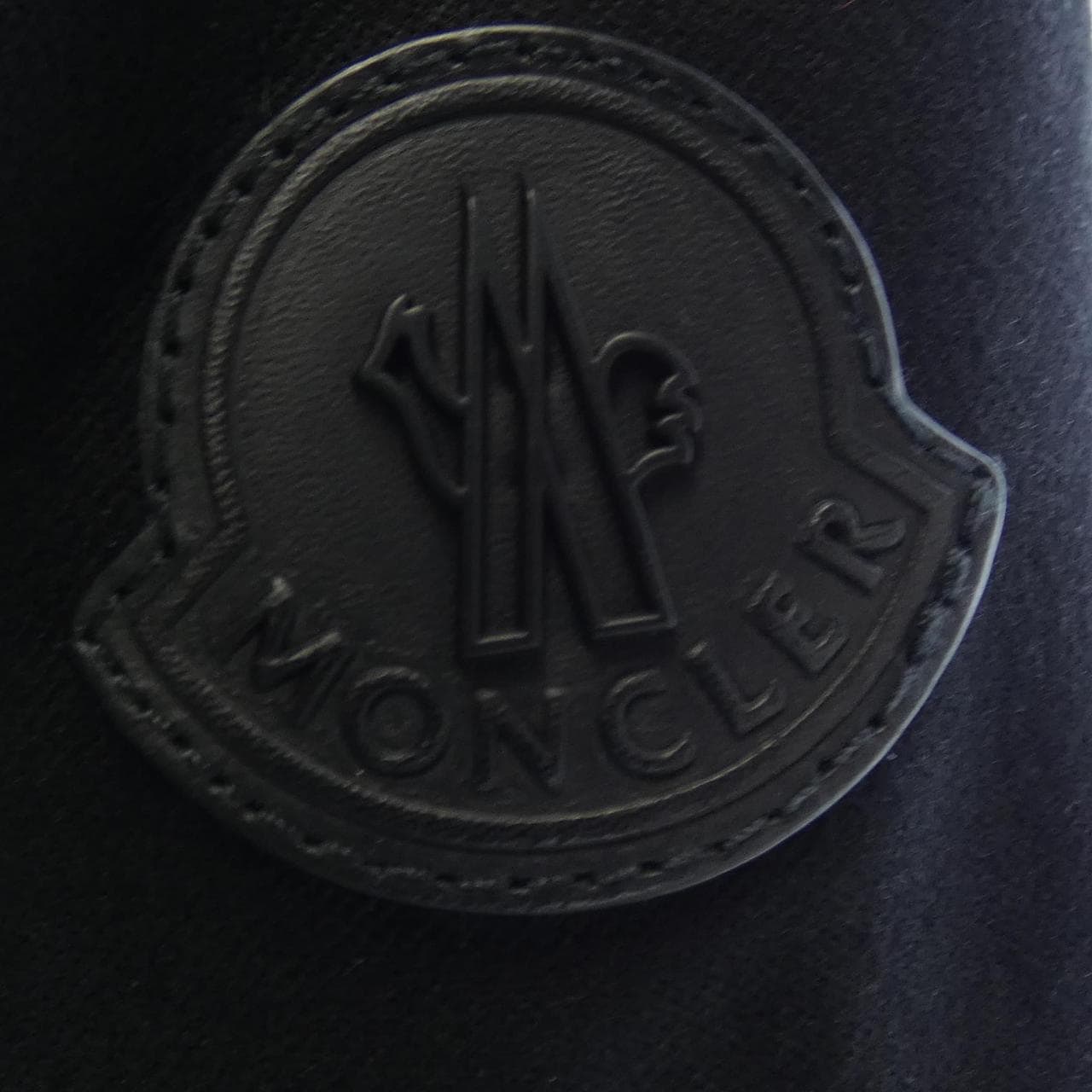 モンクレール MONCLER ダウンジャケット