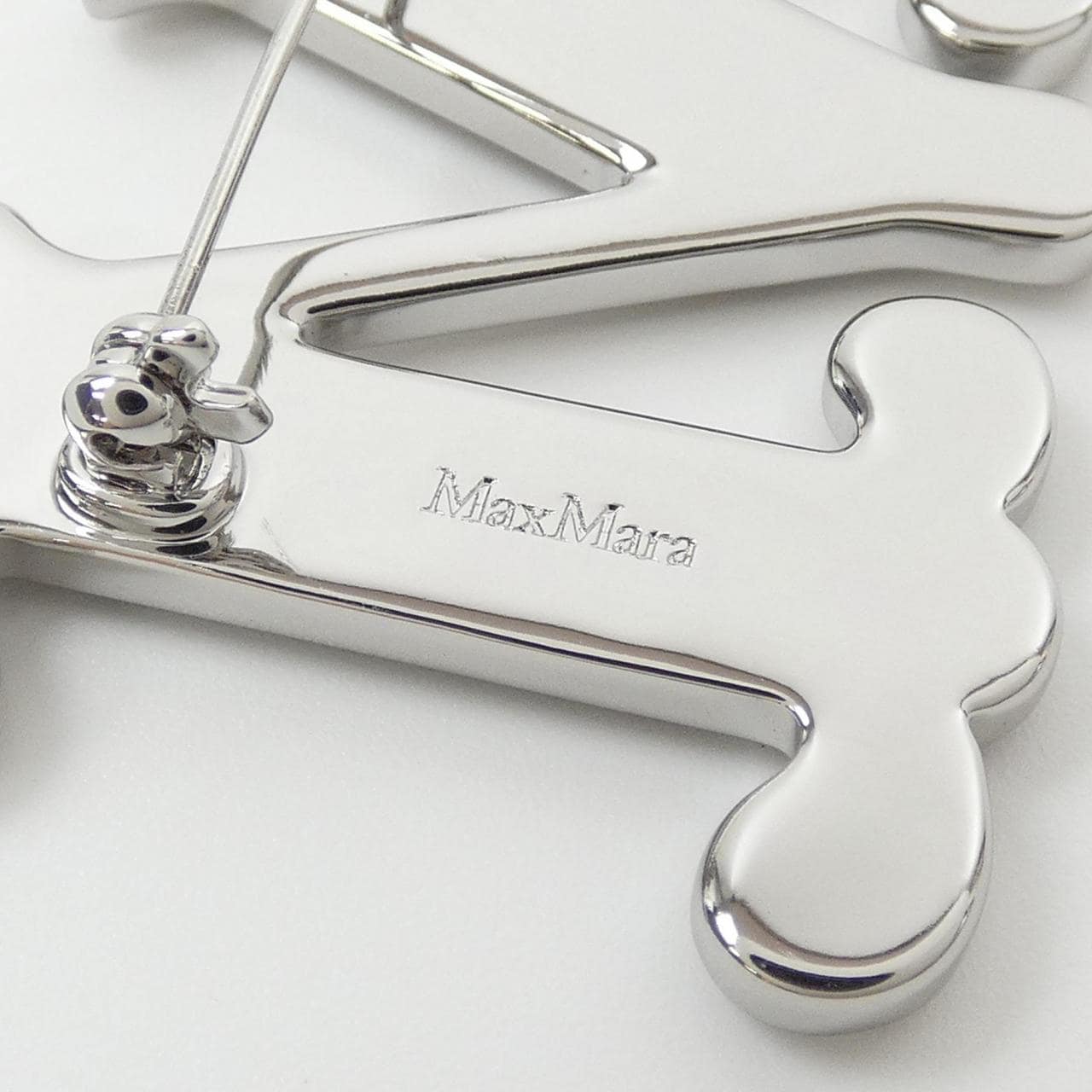 Max Mara Max Mara 胸針
