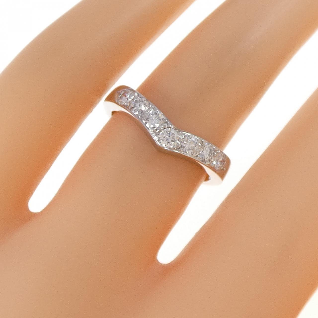 TIFFANY v band ring