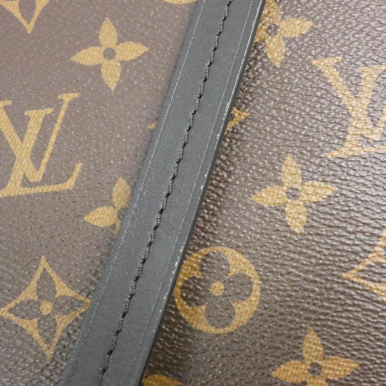 LOUIS VUITTON Monogram Monsouris PM M45515双肩包