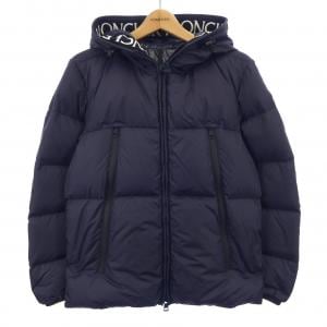 モンクレール MONCLER ダウンジャケット