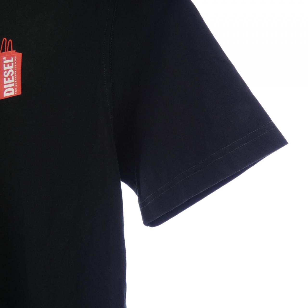 ディーゼル DIESEL Tシャツ