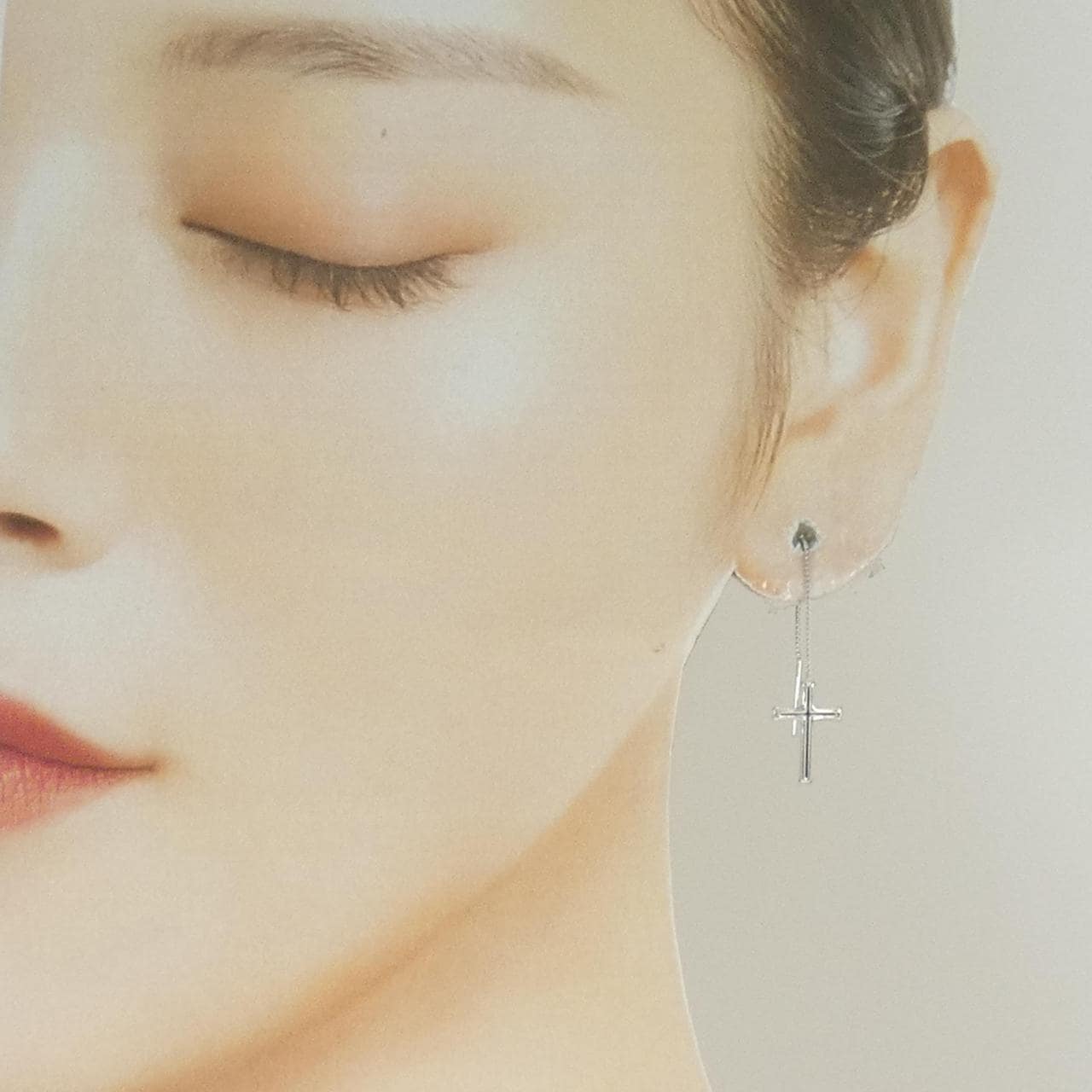 K14WG Cross Earrings