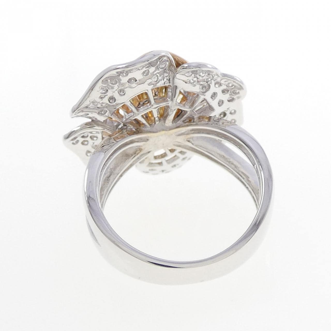K18スリーカラー フラワー ダイヤモンド リング 0.81CT