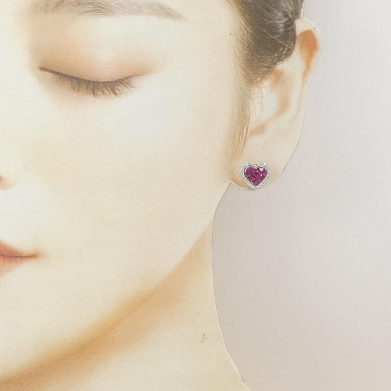 K18WG/K14WG ハート ルビー ピアス 1.60CT
