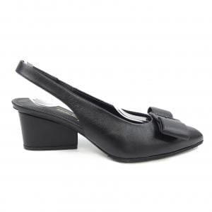 サルヴァトーレフェラガモ SALVATORE FERRAGAMO パンプス