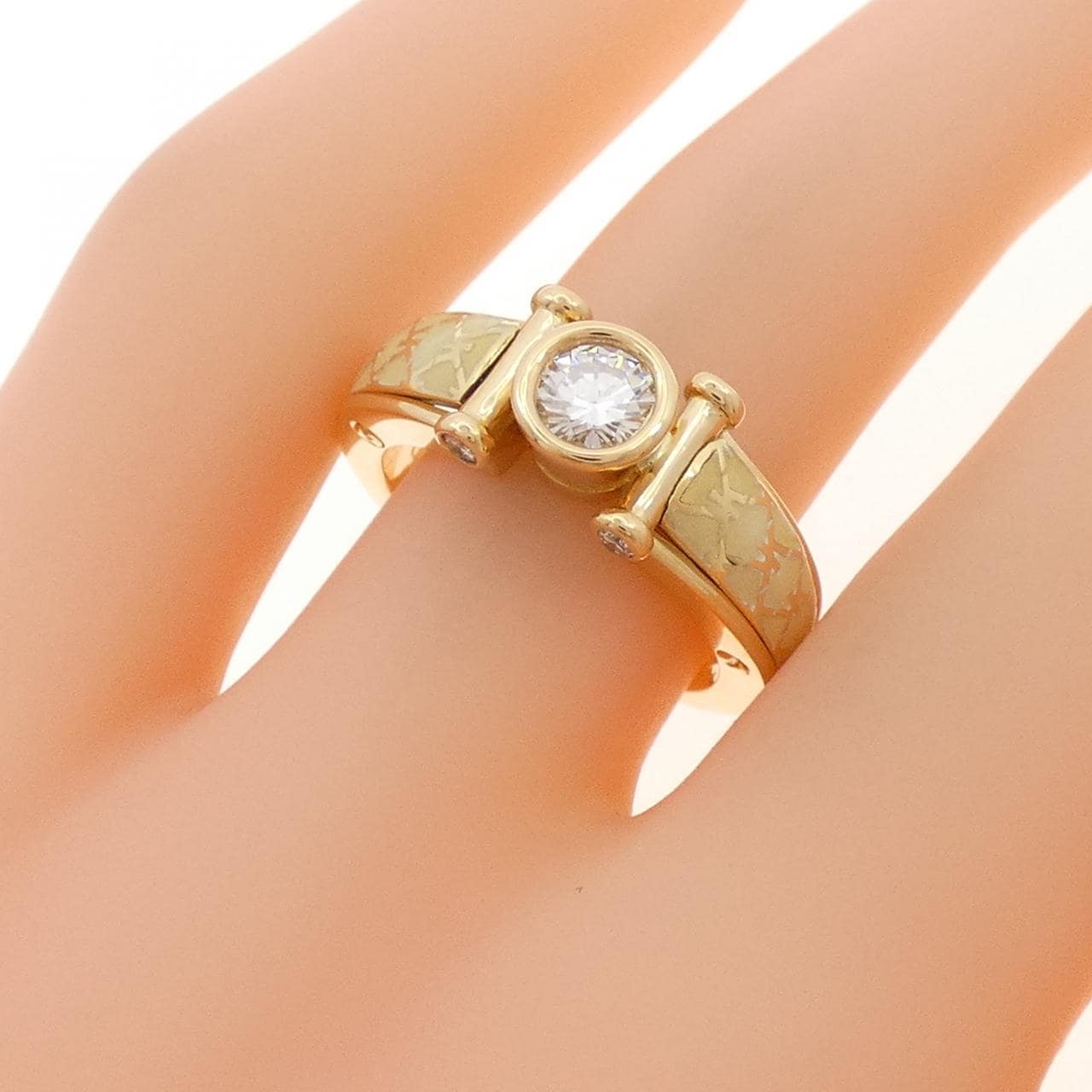 コルロフ ダイヤモンド リング 0.30CT