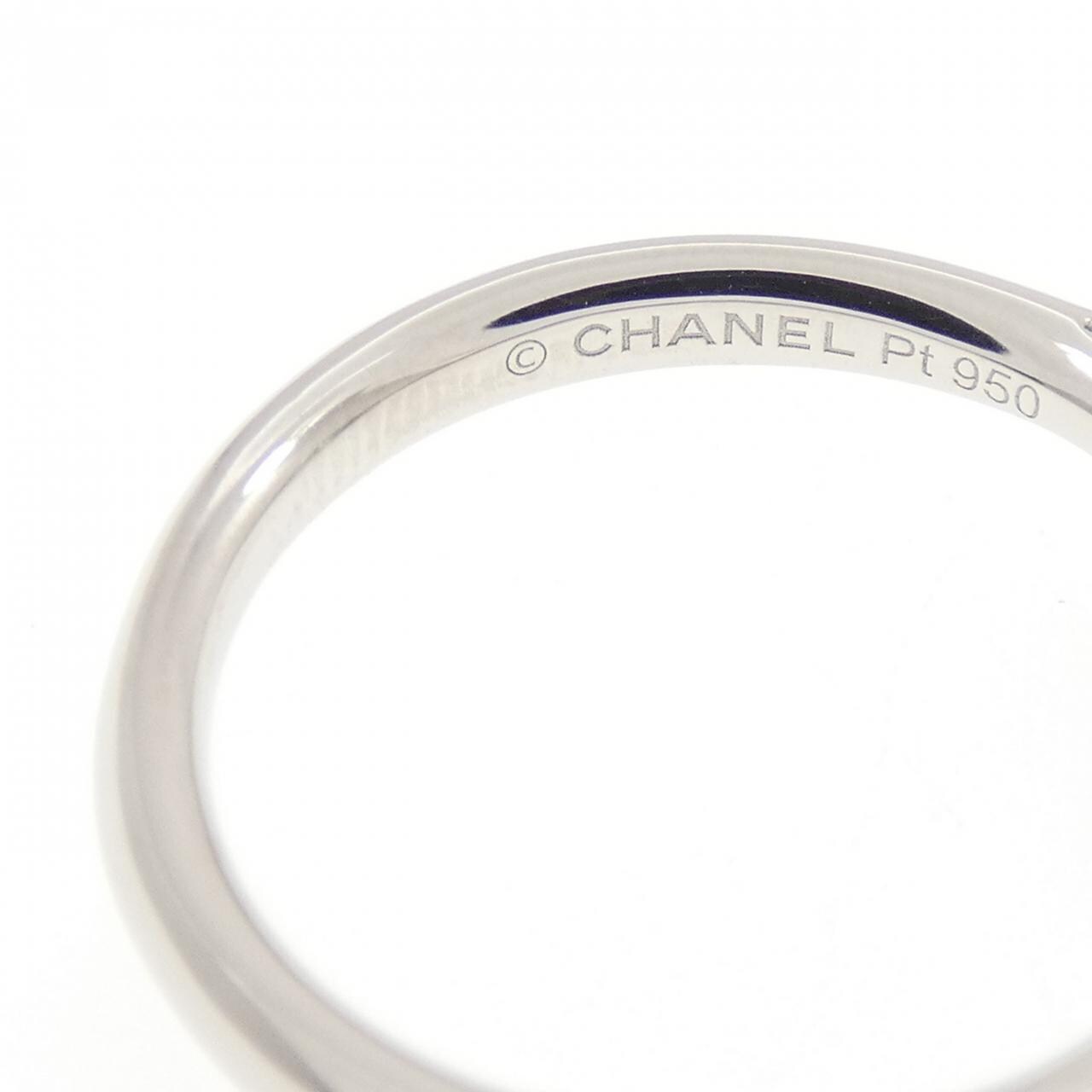シャネル カメリア リング 0.28CT D VVS2 3EXT