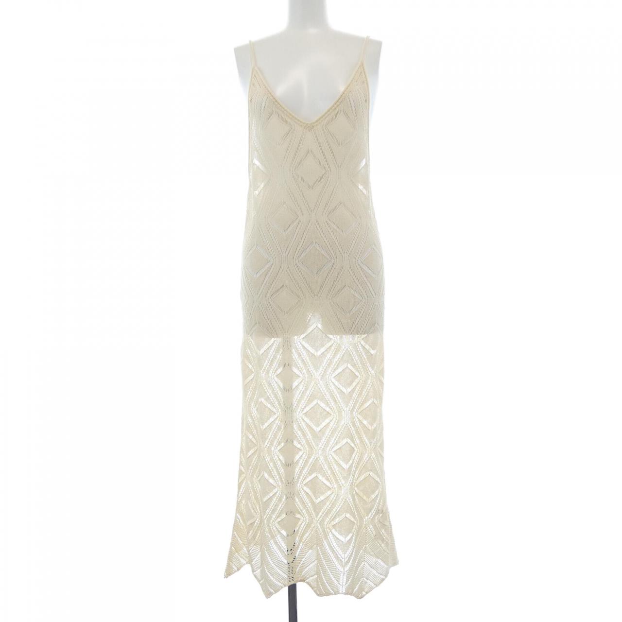 スピックアンドスパン SPICK & SPAN ワンピース