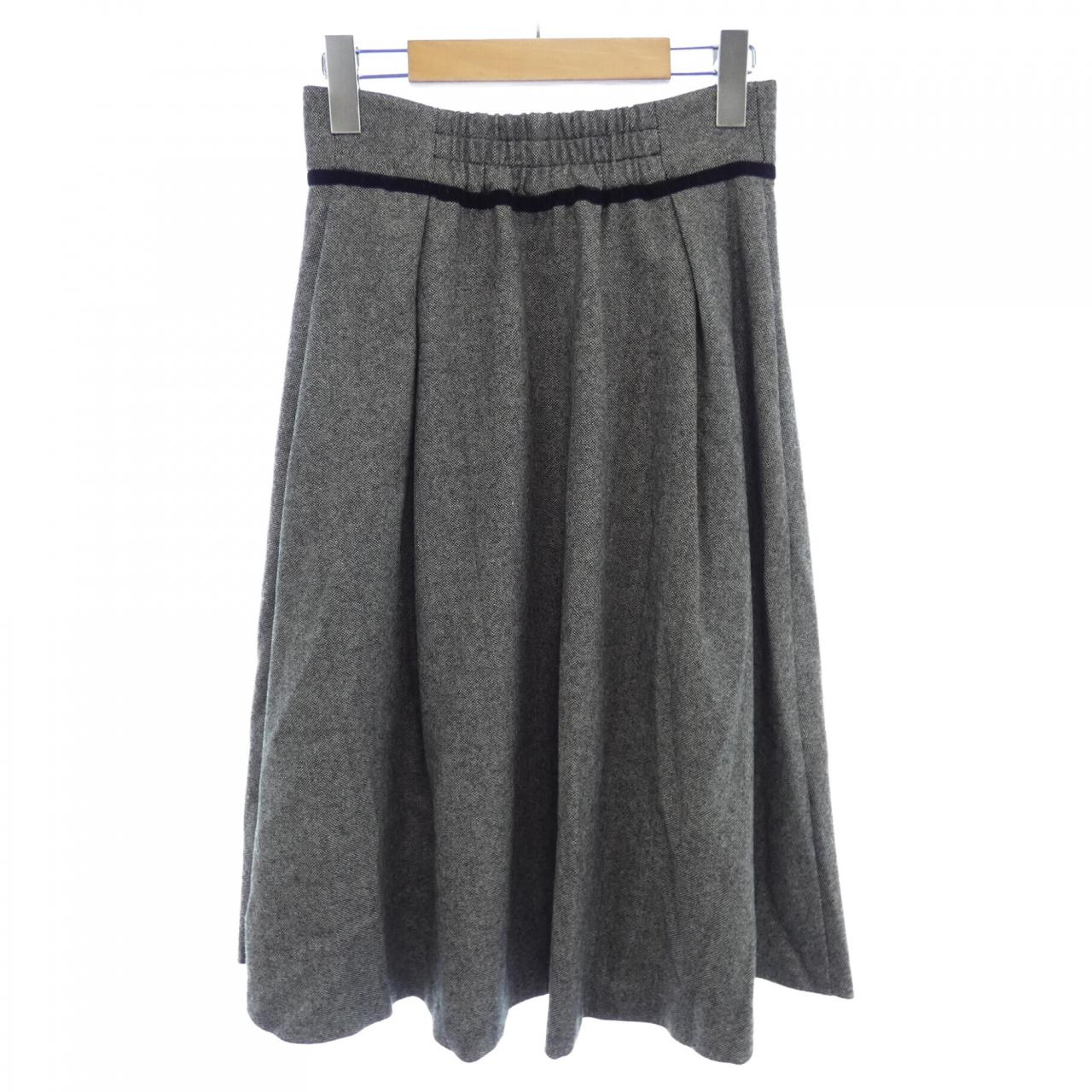 レッセパッセ LAISSE PASSE スカート