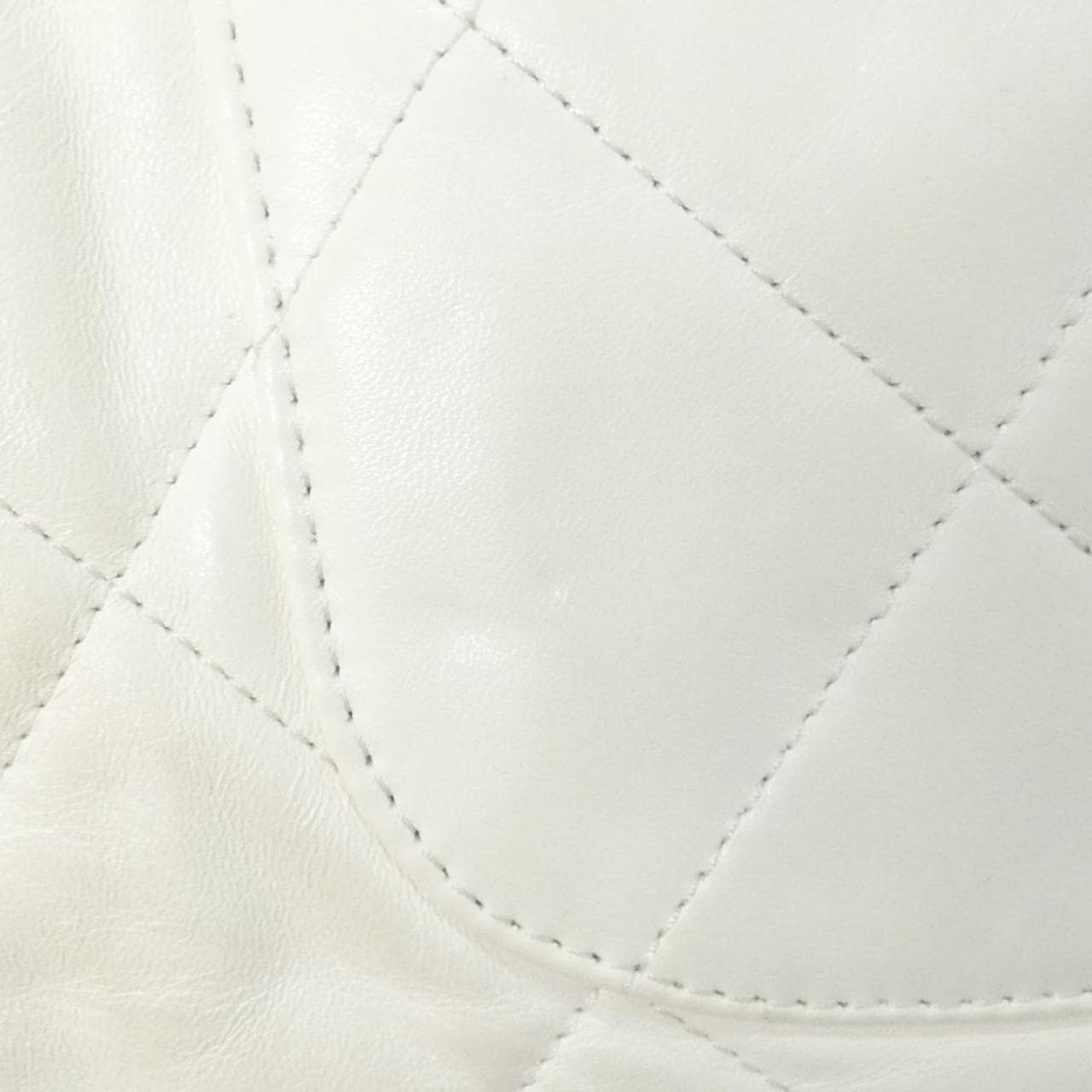 シャネル AS2300 ショルダーバッグ