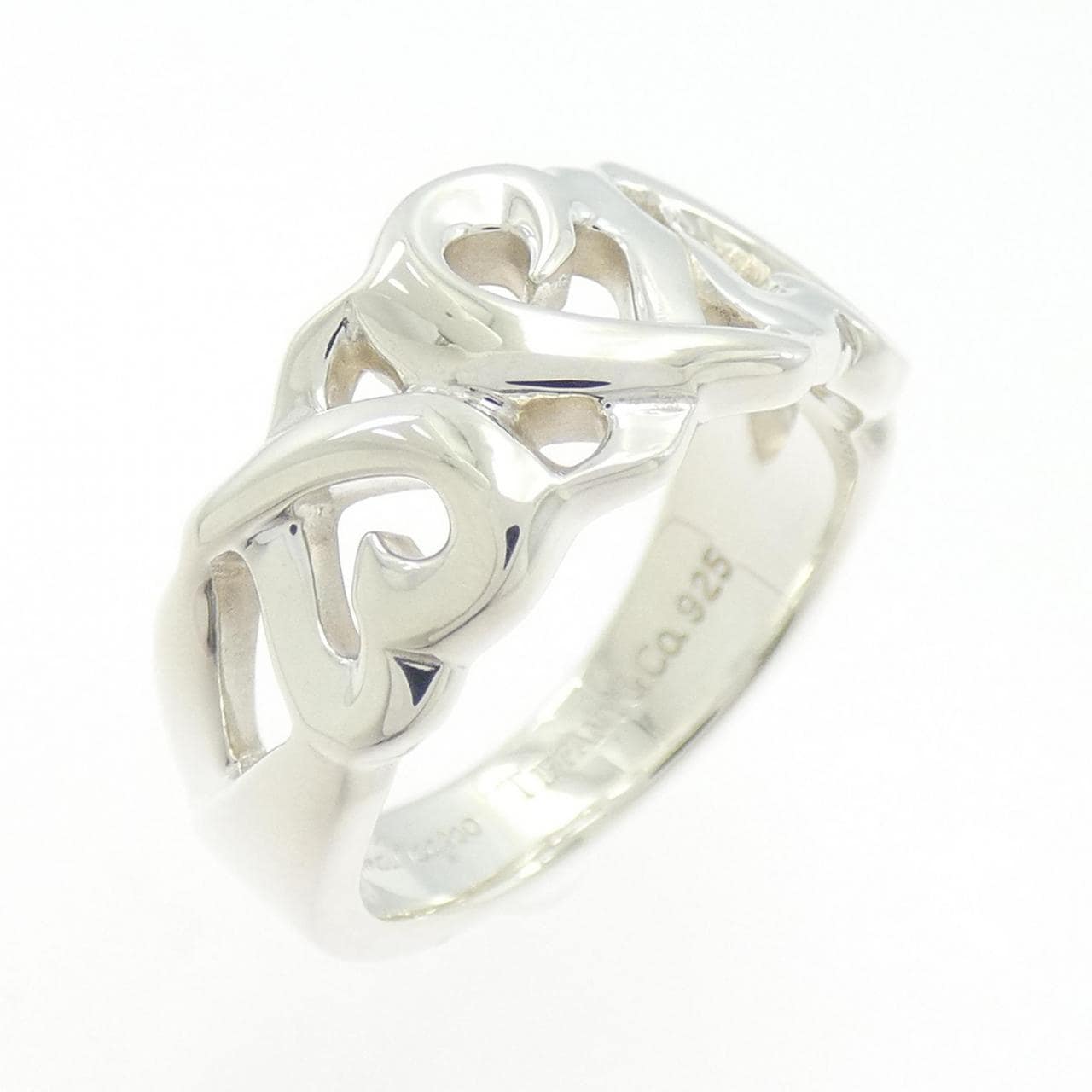 ティファニー トリプルラビングハート リング