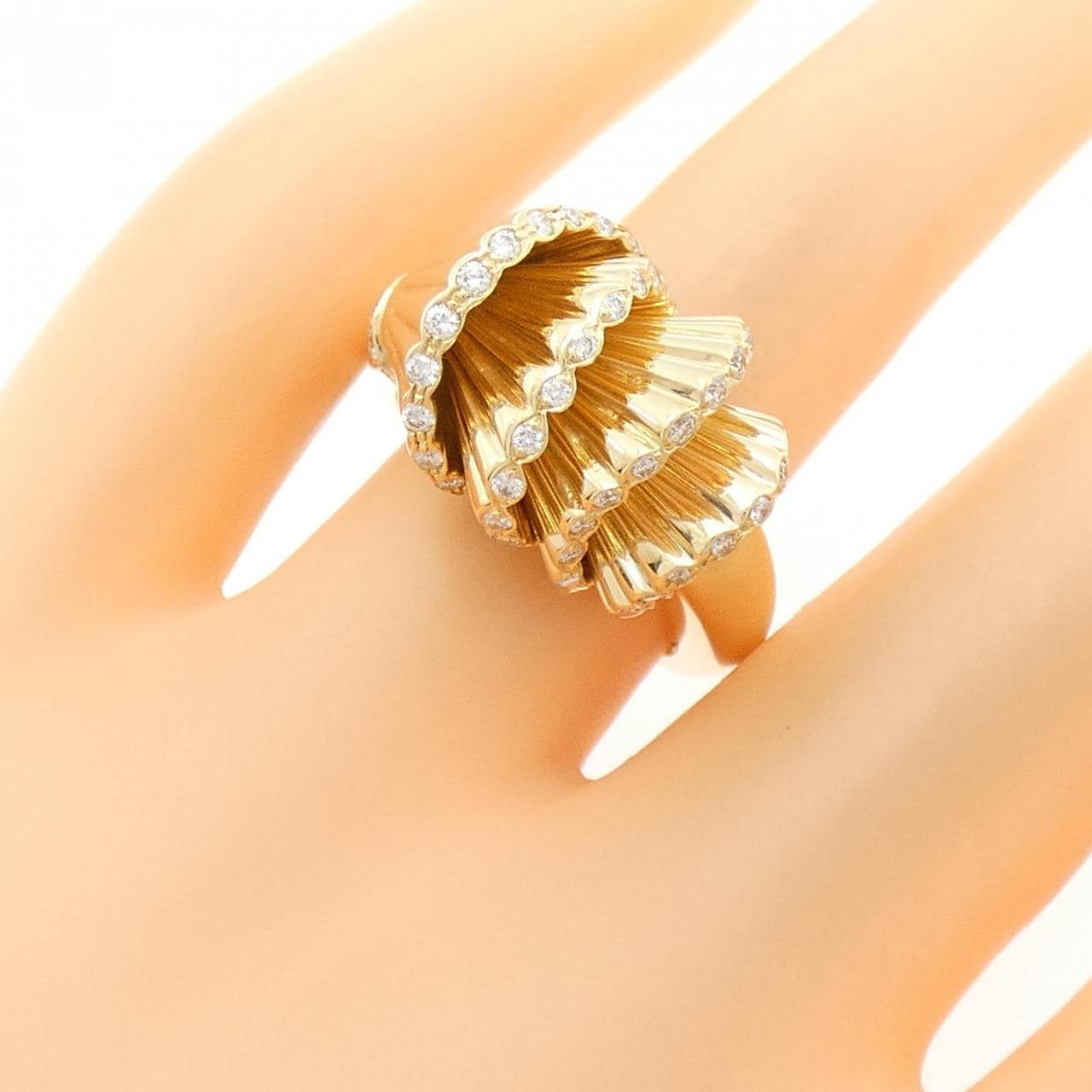 Boucheron Exquis 自信戒指