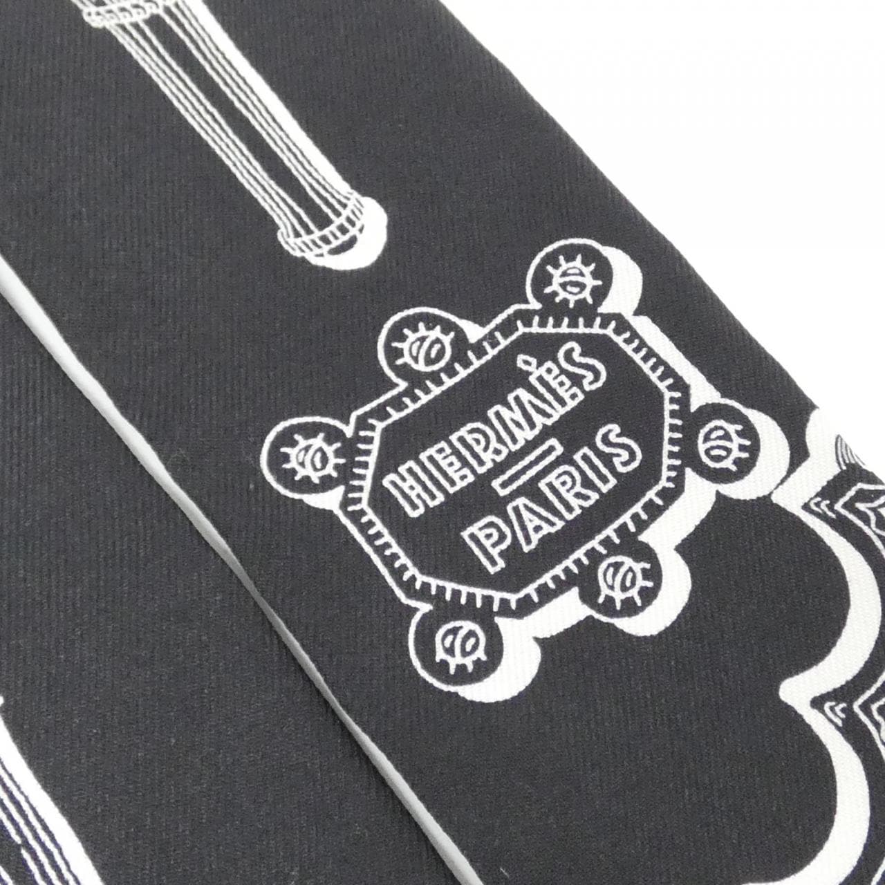 エルメス MERVEILLEUSES LANTERNES ツイリー 063081S スカーフ