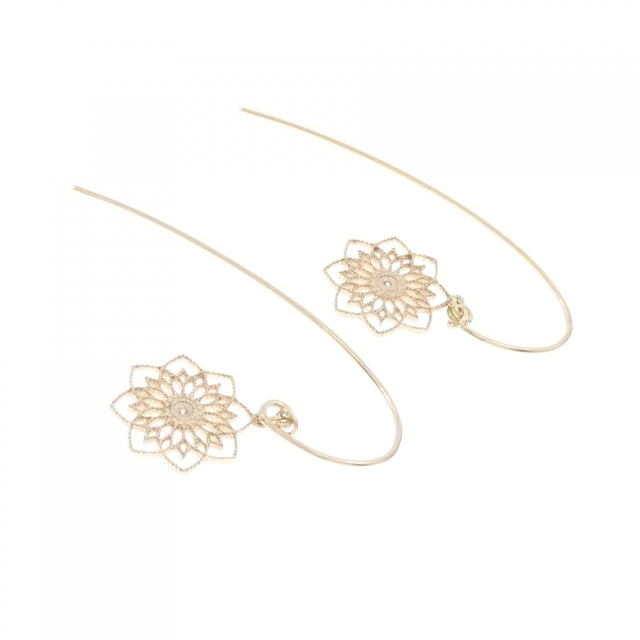 K10PG Flower Diamond Earrings
