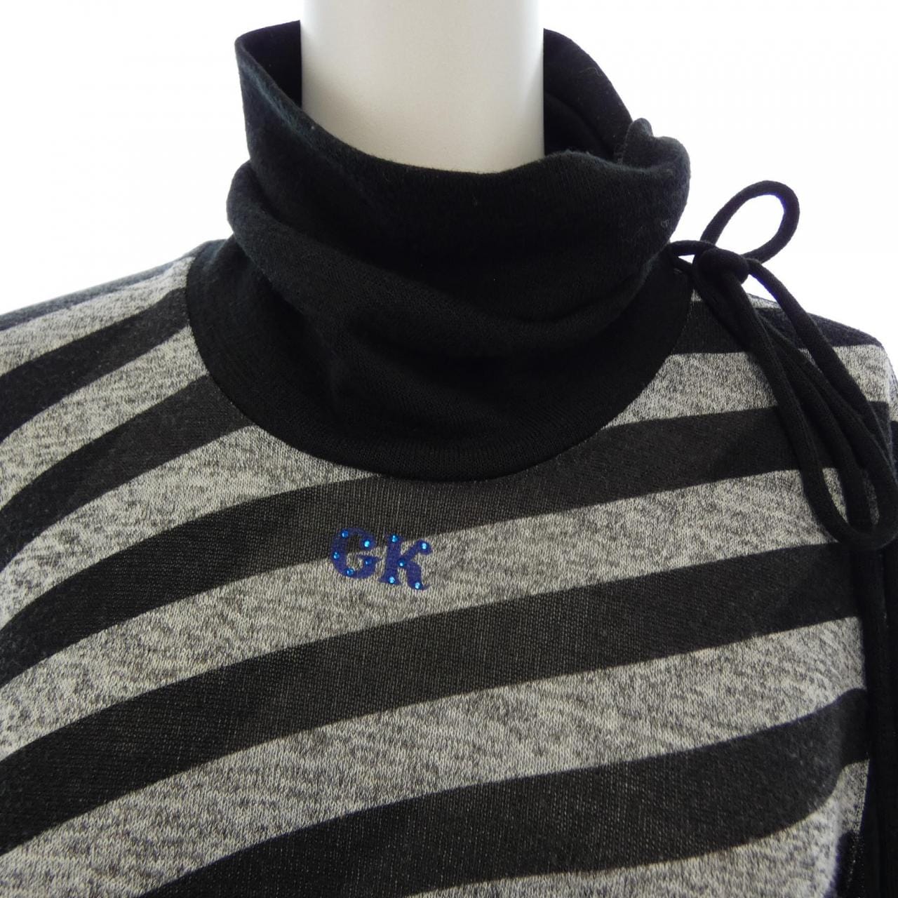 GKITALIYA トップス